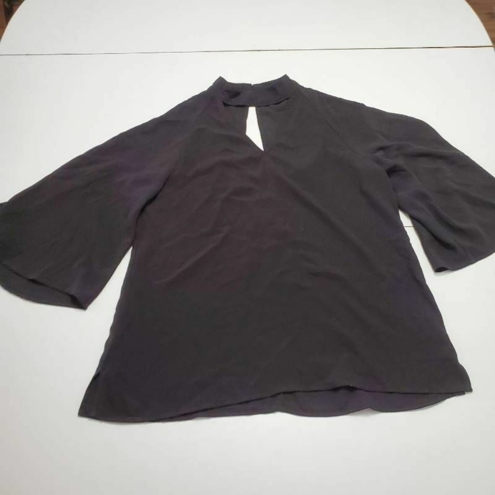 Very J‎ Womens Blouse Black Bell Sleeve Mock Neck Keyhole Button Top S